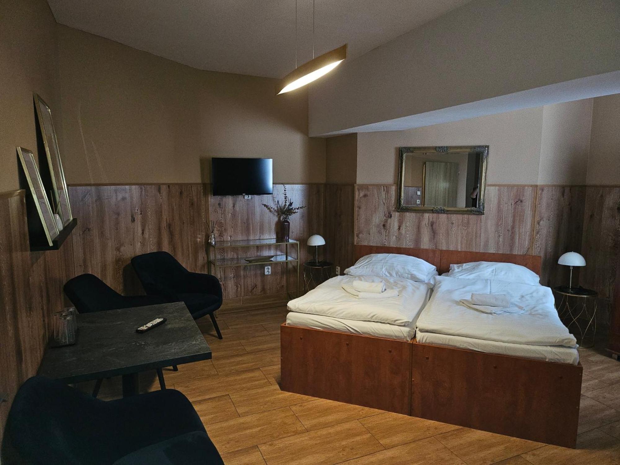 Hotel Taurus Ostrava Exterior foto